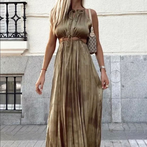 ZARA SATIN DRESS WITH CUT-OUT DETAIL OLIVE GREEN - Picture 2 of 12